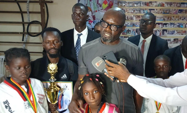 CENTRE AÉRÉ BASÉ SUR LE SPORT - Maître Latif Mbaye au chevet des personnes vivant avec un handicap