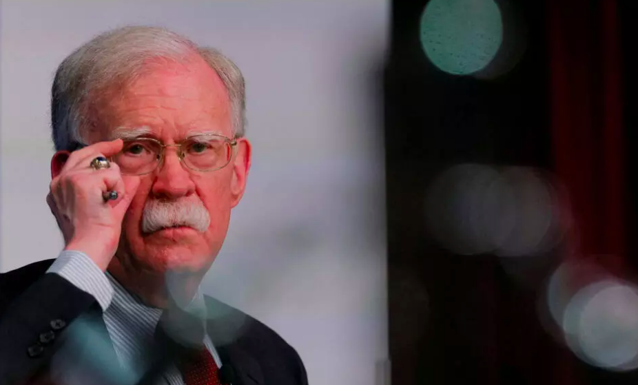ÉTATS-UNIS - John Bolton, ex-conseiller à la sécurité nationale de Donald Trump, visé par 18 chefs d’inculpation
