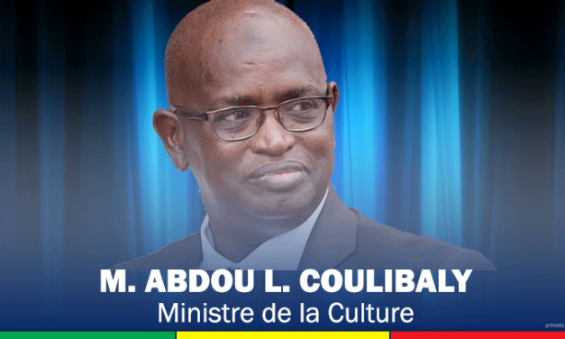 PAR ABDOU LATIF COULIBALY - Le droit pris en otage par des avocats !
