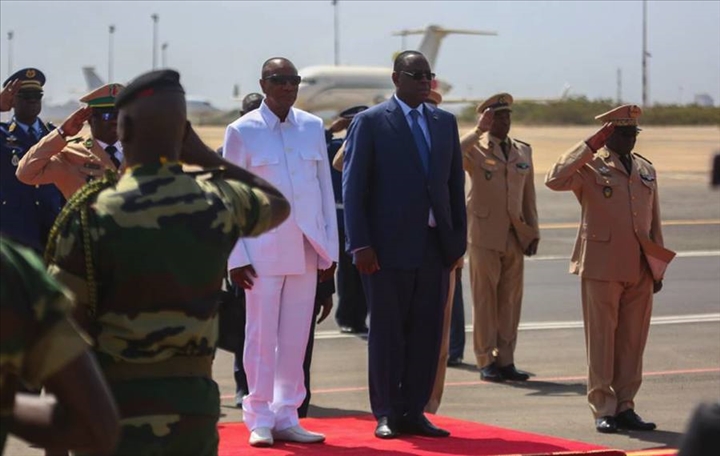 Alpha Condé, comme un poisson dans l'eau à Dakar