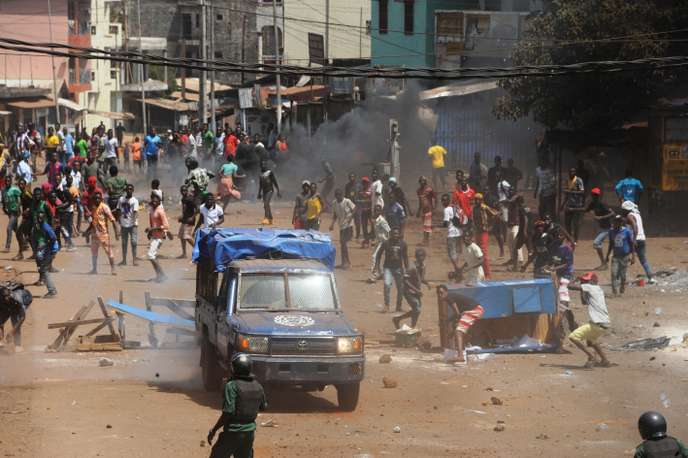 GUINÉE CONAKRY : 5 morts dans des manifestations contre un 3ème mandat