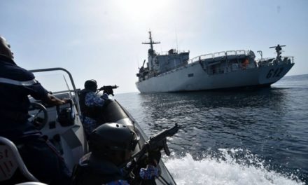 L’armée intercepte près d’une tonne de cocaïne