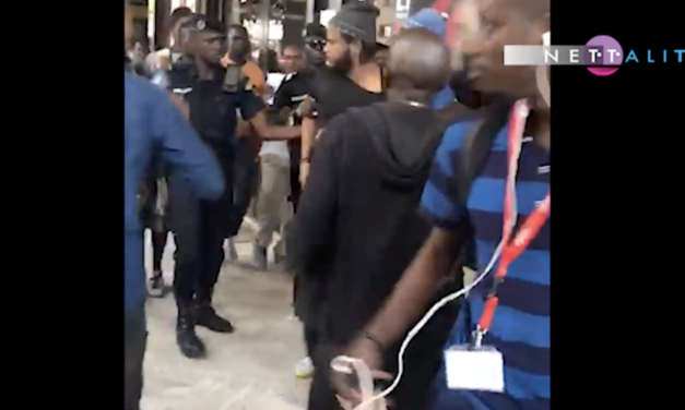 Vidéo - MANIF' DE NOO LANK - Thiat et Alioune Sané de Y’en a marre interpellés  