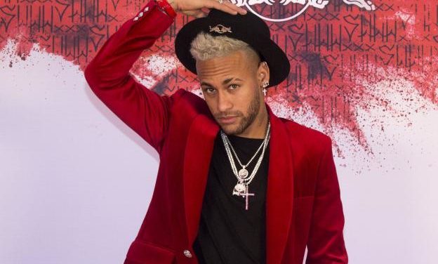 HOMOPHOBIE - Pas de poursuites pour Neymar