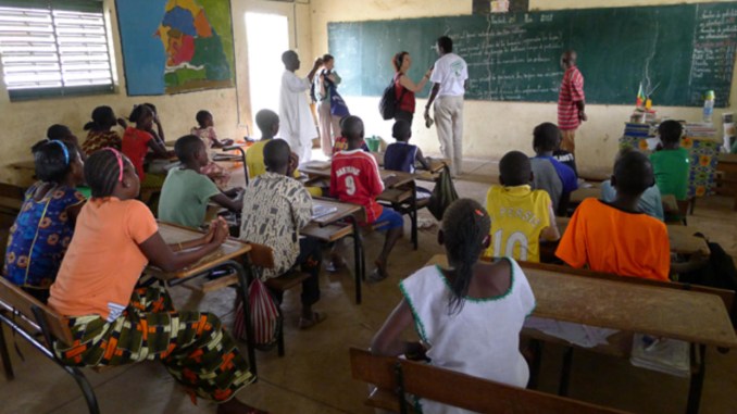 COVID-19  - La réouverture des classes reportée
