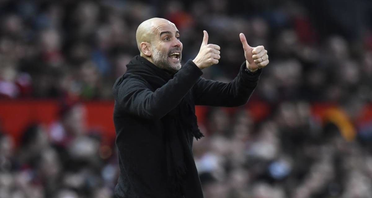 MAN CITY - Pep et une partie de son staff, à la fête !