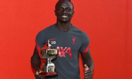 LIVERPOOL - Sadio Mané élu meilleur ailier du monde