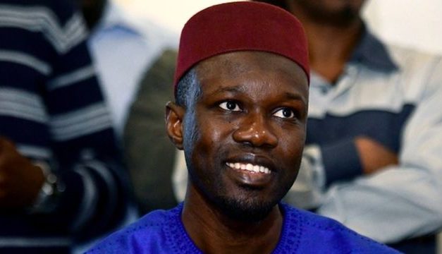 LEVÉE DE FONDS - Pastef défie Antoine Félix Diome