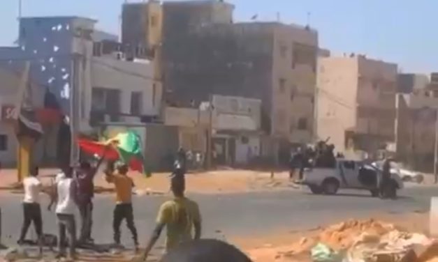 VIDEO - MANIFESTATION AUX PARCELLES ASSAINIES - Un jeune décède