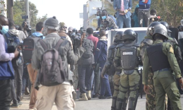 MANIFESTATIONS AU SÉNÉGAL- Réactions d'hommes politiques