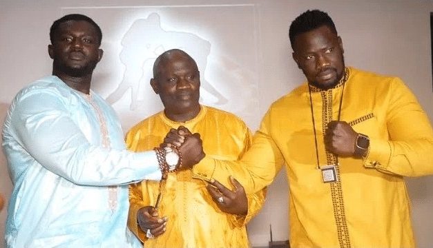 LUTTE AVEC FRAPPE - Gaston monte l'affiche Balla Gaye 2-Boye Niang 2