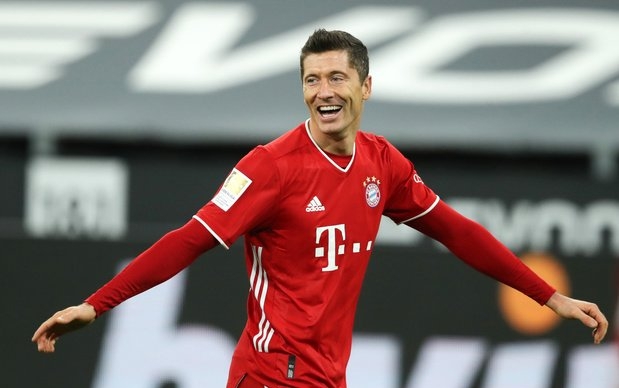 BUNDESLIGA - Lewandowski efface Gerd Müller