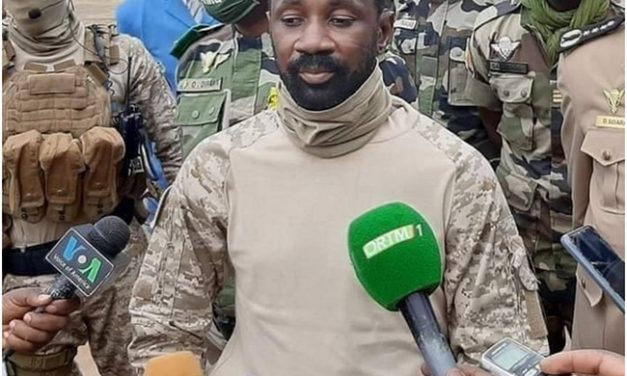 MALI - Le colonel Goïta annonce avoir démis le président et le Premier ministre
