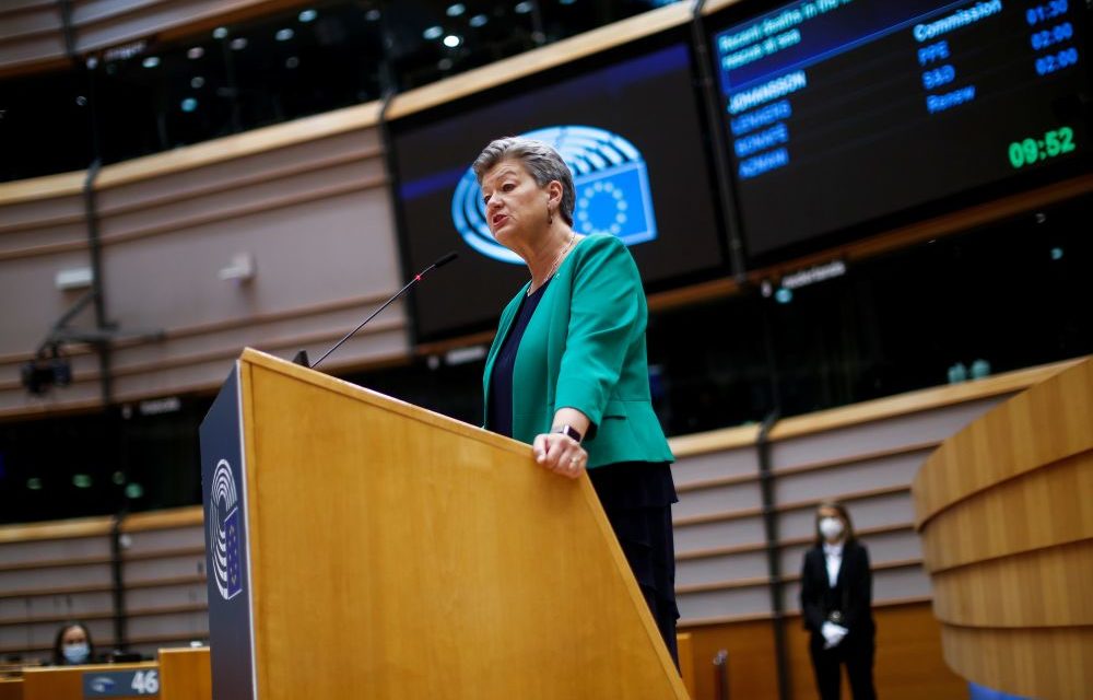 MIGRANTS - L'UE travaille sur la répartition des arrivants en Italie cet été