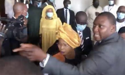 VOTE LOIS ANTITERRORISME – Injures et bagarres entre députés