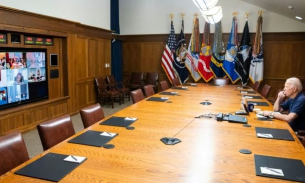 CHUTE DE KABOUL - Des images indélébiles et négatives pour Biden