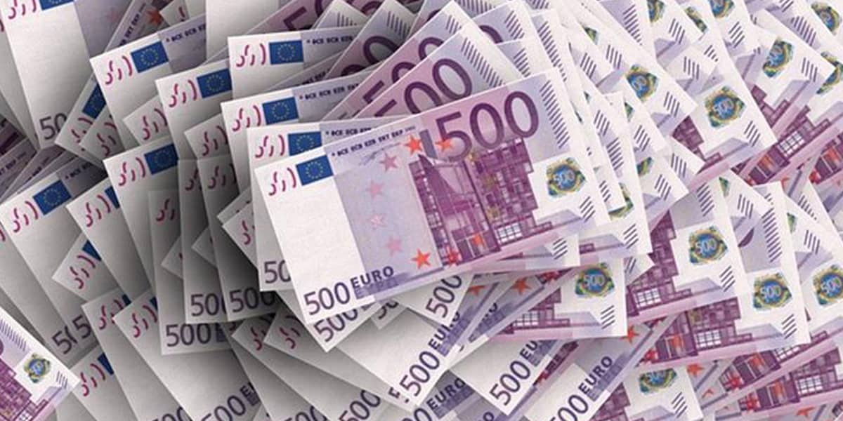 PARIS - Près de 85 millions de francs en fausse monnaie saisis sur un Sénégalais