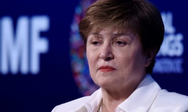 Le FMI réduit ses prévisions, la récession menace avec l'inflation élevée