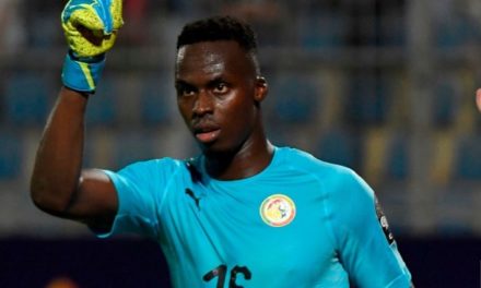 MEILLEUR GARDIEN FIFA - La réaction d'Edouard Mendy