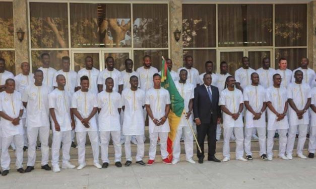 COLLE ARDO SOW - "Comment j’ai confectionné les tenues des Lions"