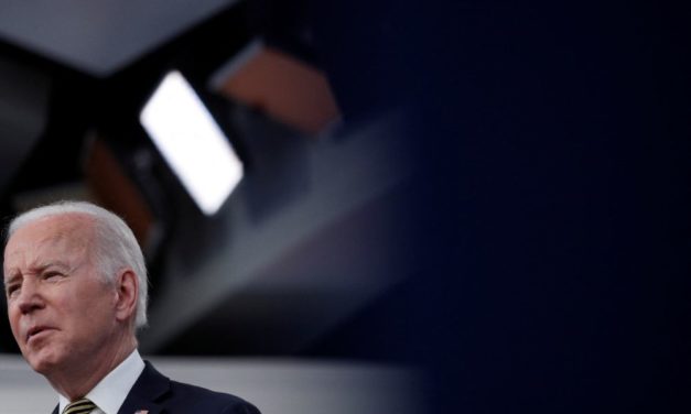 Joe Biden promet des drones et des systèmes anti-aériens à l'Ukraine