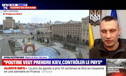 UKRAINE  - Le maire de Kiev décrète un couvre-feu de 35 heures
