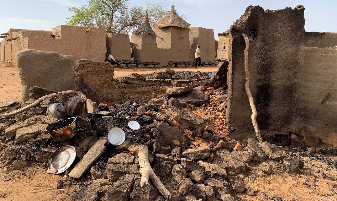 MALI - 132 civils tués dans des attaques terroristes