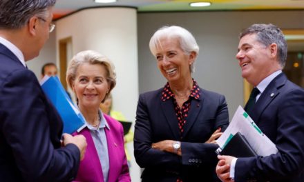 UE - Les 27 discutent vendredi de mesures pour se passer du gaz russe