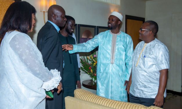 MERIDIEN PRESIDENT - Tête à tête entre Sonko et Ùmaro Sissocco Embalo