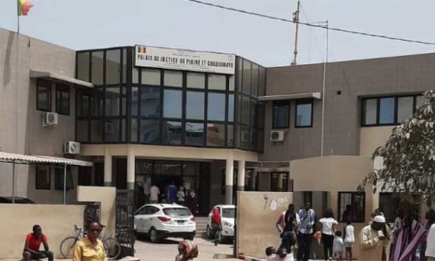 KEUR MBAYE FALL - Il  proposait à une prostituée un rôle d’actrice porno moyennant 800 mille Fcfa