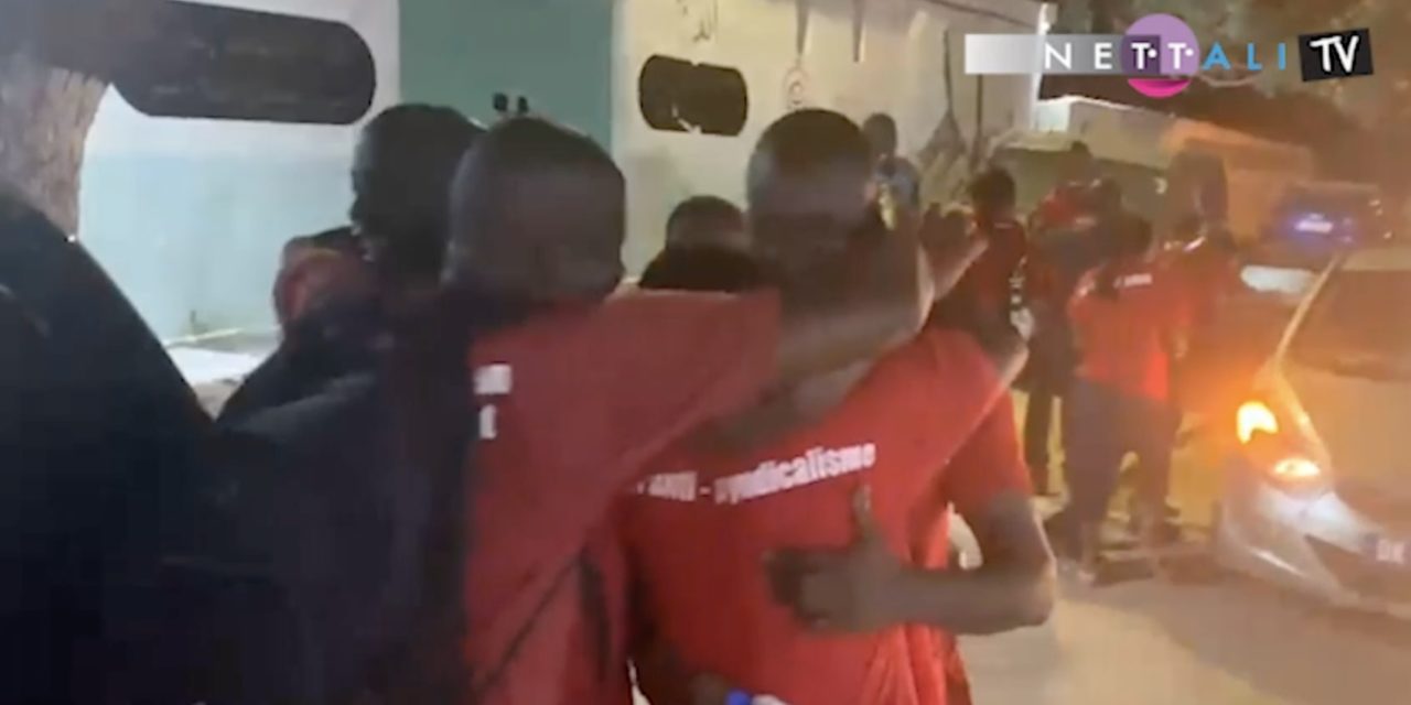 NETTALI TV - CRISE AU SOLEIL- Après la libération des 11 agents, une grève illimitée et la suspension de la parution de vendredi annoncées