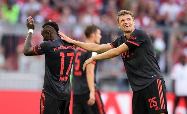 BAYERN-BARÇA - La grosse blague de Mané à Müller