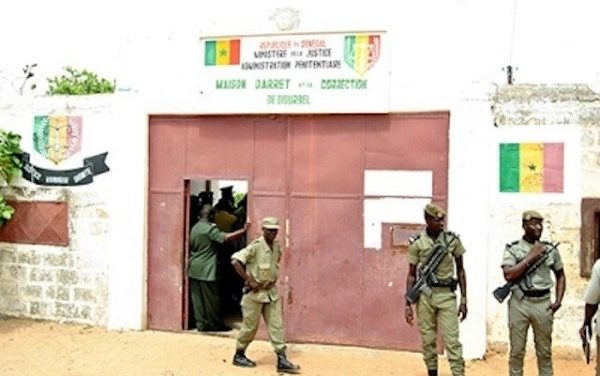 MAC DE DIOURBEL - 17 prisonniers en grève de faim