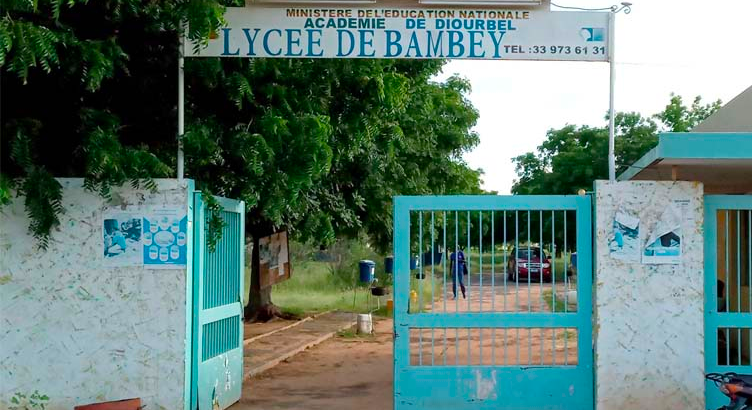 BAMBEY SERERE – Un faux professeur de philosophie arrêté en plein cours