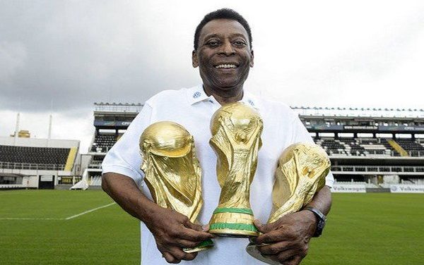 DÉCÈS DE PELÉ - Le Brésil décrète 3 jours de deuil national