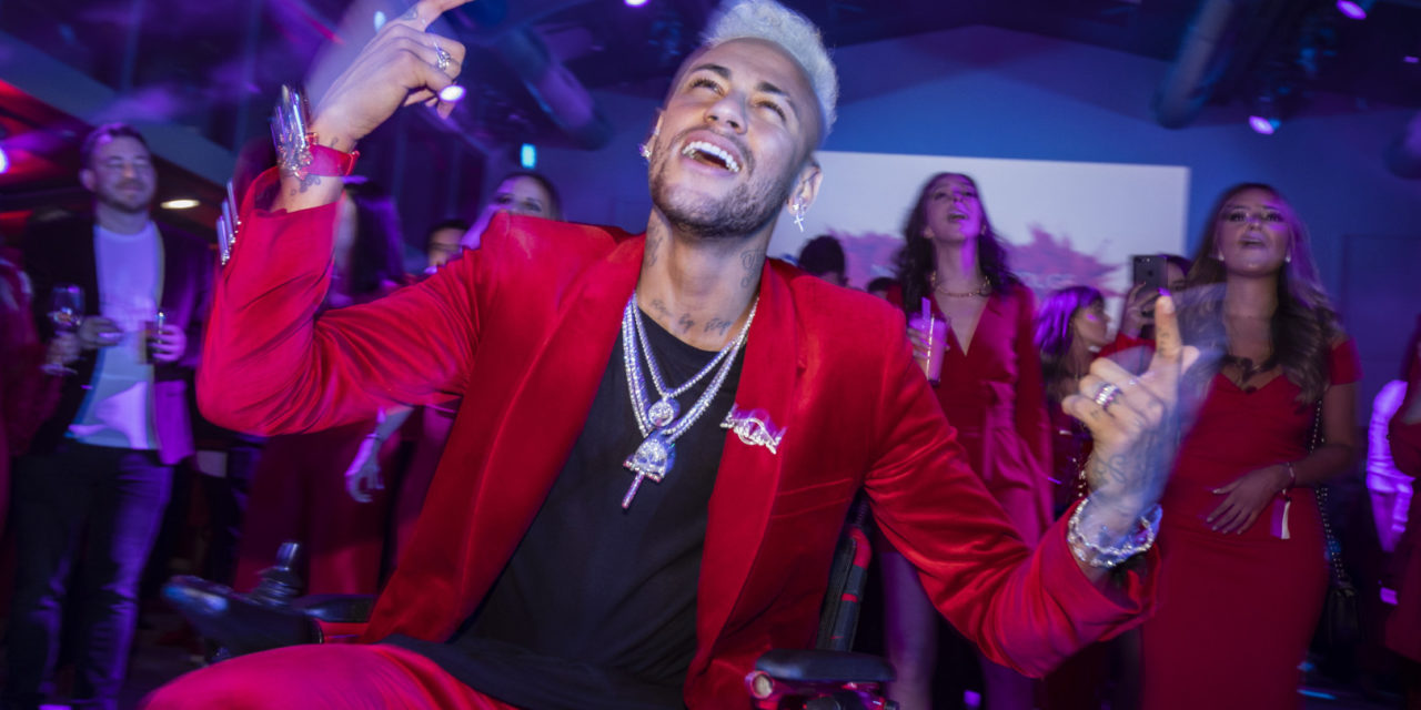 FÊTES RÉPÉTITIVES - Neymar visé par la Police parisienne