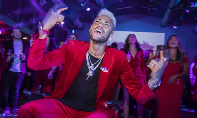 FÊTES RÉPÉTITIVES - Neymar visé par la Police parisienne