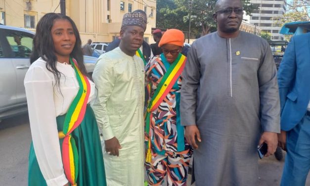 EN COULISSES - Le préfet interdit le sit-in du groupe Yewwi