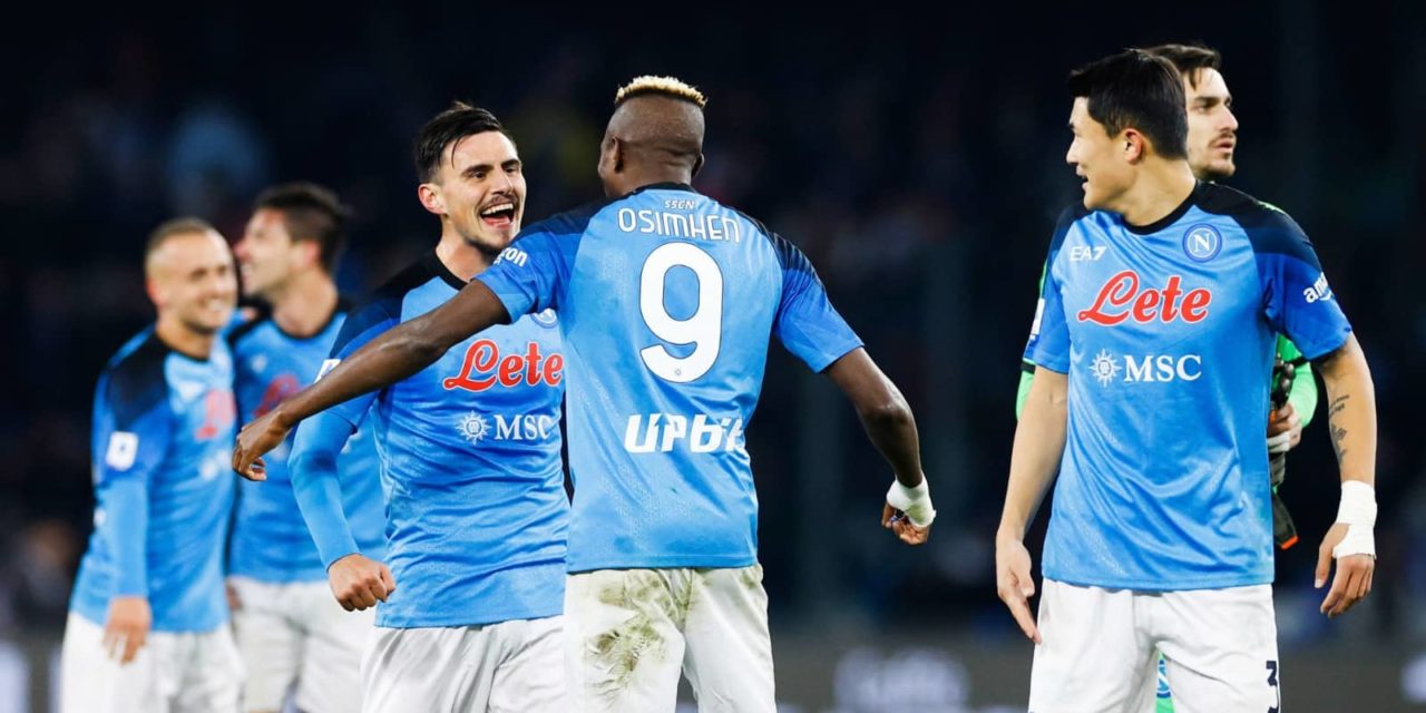 EN COULISSES - Naples décroche un quart de finale historique !