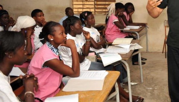 ZIGUINCHOR - L'IA suspend les cours pour une semaine