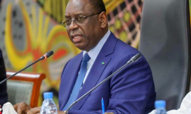 CAS DE DECES LORS DES MANIFESTATIONS - Macky Sall blanchit les FDS et menace