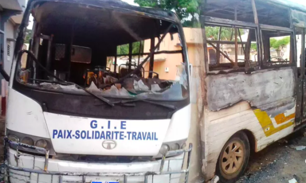 THIES - 3 bus attaqués au cocktail molotov, le gouverneur lance la traque