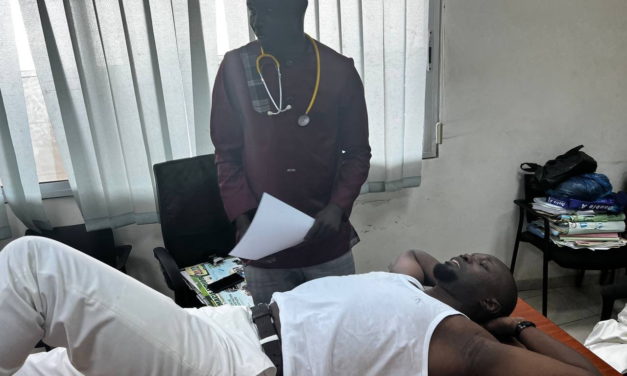 EVACUATION AUX URGENCES - Ousmane Sonko observe une "semi diète", selon Le Quotidien