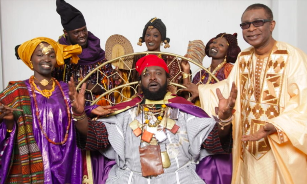 MANIFESTION DE PRO-SONKO LORS D'UN SPECTACLE DE YOUSSOU NDOUR A PARIS - Juan Branco annonce des arrestations