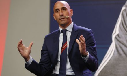 EN COULISSES - "Je suis un gars bien"