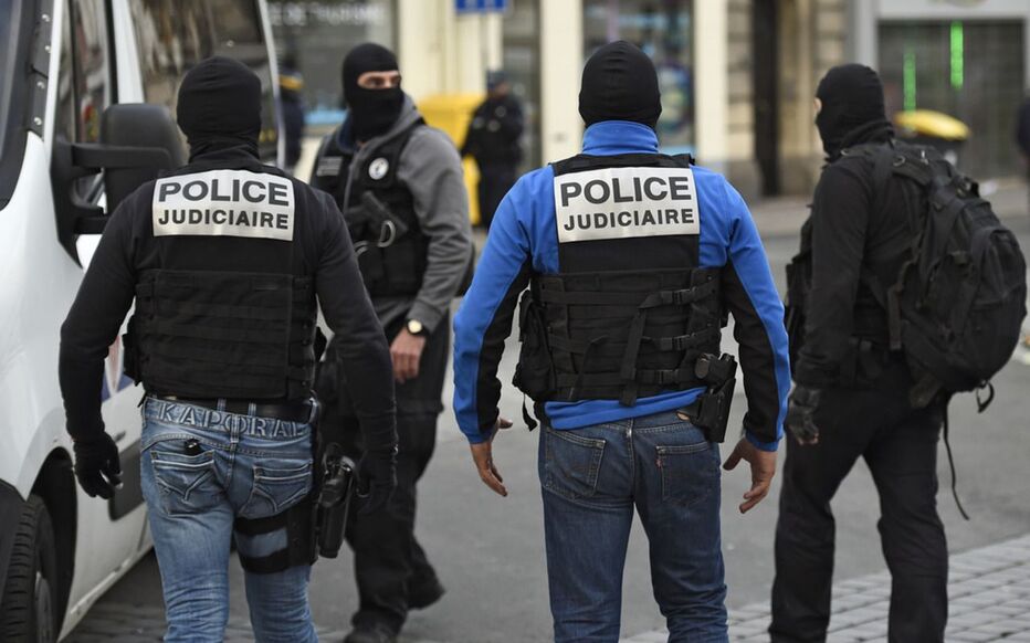 FRANCE - Une arnaqueuse escroque près de 831 millions FCFA à la diaspora africaine dont des Sénégalais