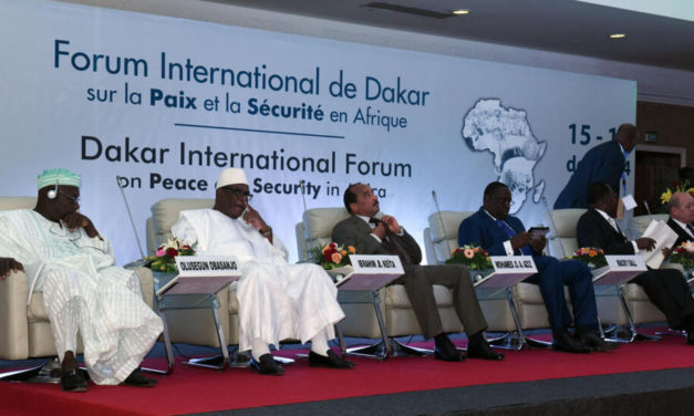 EN COULISSES - 400 participants attendus à Dakar