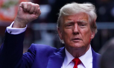 ÉTATS-UNIS - Donald Trump remporte la primaire républicaine de l'Iowa