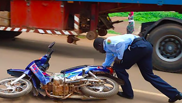 EN COULISSES - mort d'un jeune garçon à Bambey