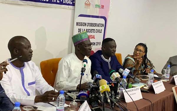 REPORT DE LA PRÉSIDENTIELLE La société civile monte au front